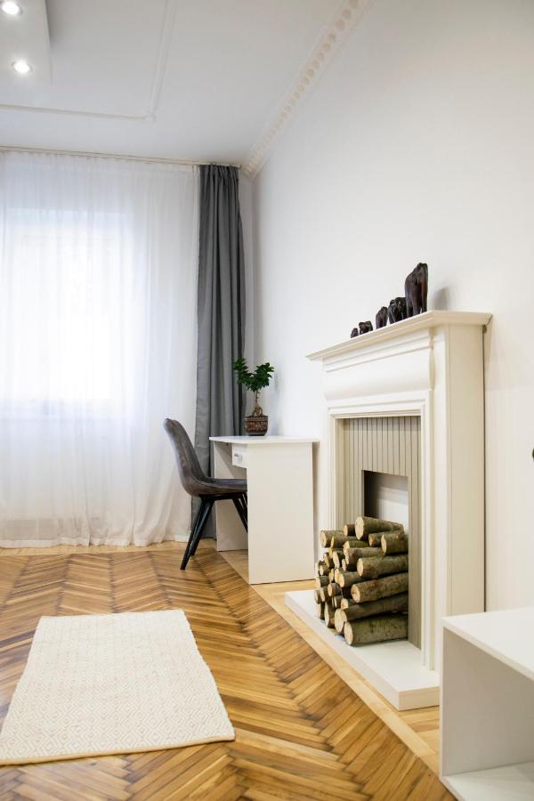 Season One Apartman Сегед Екстериор снимка