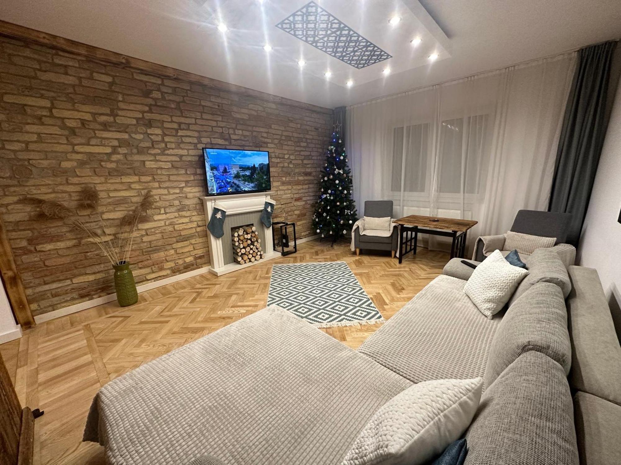 Season One Apartman Сегед Екстериор снимка